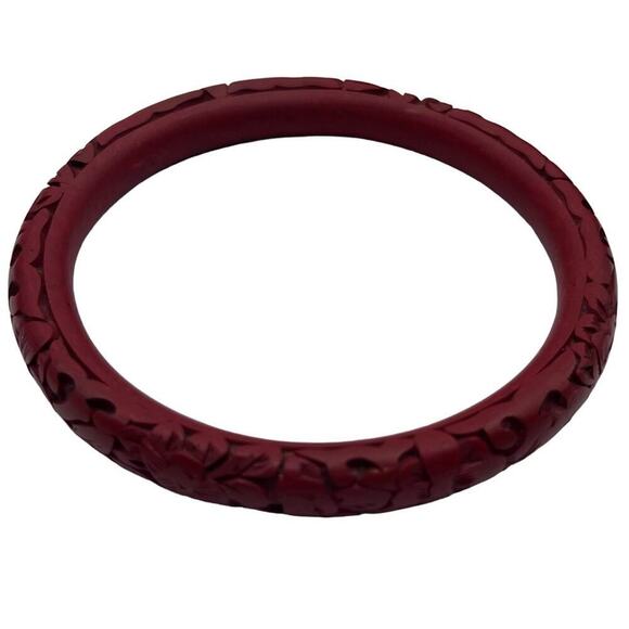 Vintage Chinese Carved Red
Cinnabar Floral Etched Bangle Bracelet - Picture 2 of 15